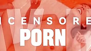 Acariciando su cuerpo apretado, una sensual MILF asiática le hace una mamada para satisfacer su lujuria y luego recibe más MILF.
