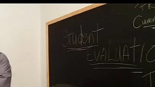 免费补充小青少年色情电影